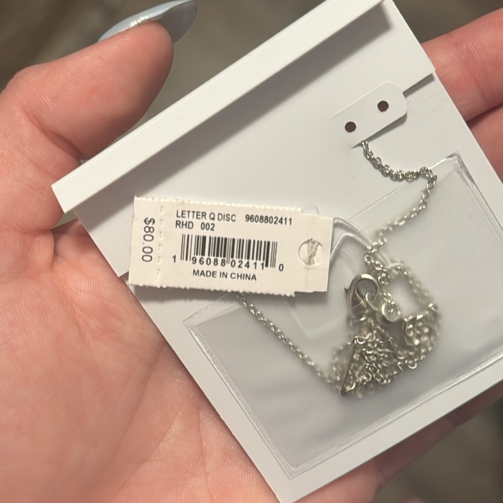 Kendra Scott Initial Necklace - Letter “Q” - Picture 3 of 3